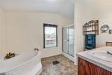 412 Leaning Oak Lane - Photo 15