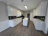 1301 Essex Green - Photo 5