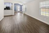 916 Crested Point Drive - Photo 4