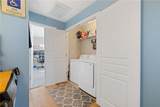 1725 Harvey Mitchell Parkway - Photo 20