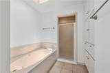1309 Essex Green - Photo 19