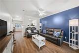 1406 Summit Street - Photo 2