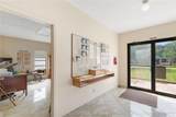 345 West Bell - Photo 4
