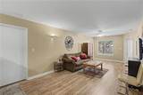 521 Southwest Parkway - Photo 2