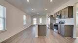 1014 Amistad Loop - Photo 3