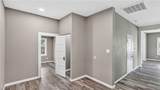 205 Banks Street - Photo 12
