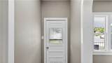 205 Banks Street - Photo 4