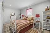 637 Lakeview Drive - Photo 16