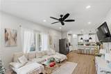 606 Banks Street - Photo 2