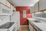 521 Southwest Parkway - Photo 8