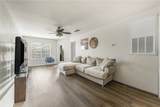 527 Southwest Parkway - Photo 4