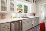 715 31st Street - Photo 9