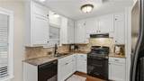 1404 Esther Boulevard - Photo 15