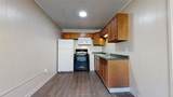 206 Lynn Drive - Photo 5