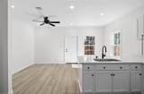1105 E Main St - Photo 8