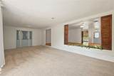 709 Esther Boulevard - Photo 7