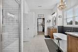 10104 Crown Point - Photo 22