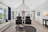 10104 Crown Point - Photo 9