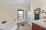 412 Leaning Oak Lane - Photo 17