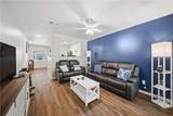 1406 Summit Street - Photo 2