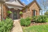 1701 Freestone Drive - Photo 4