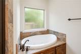 2124 Chestnut Oak Circle - Photo 20