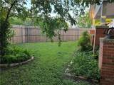 1102 Travis - Photo 3