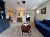 1102 Travis - Photo 4