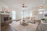 1027 Emerald Dove Avenue - Photo 2