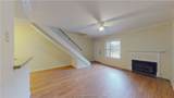 904 University Oaks Boulevard - Photo 3
