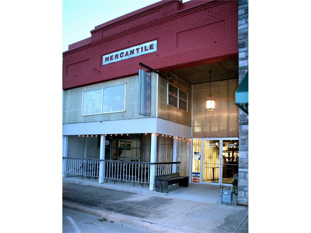 106 Houston - Photo 1