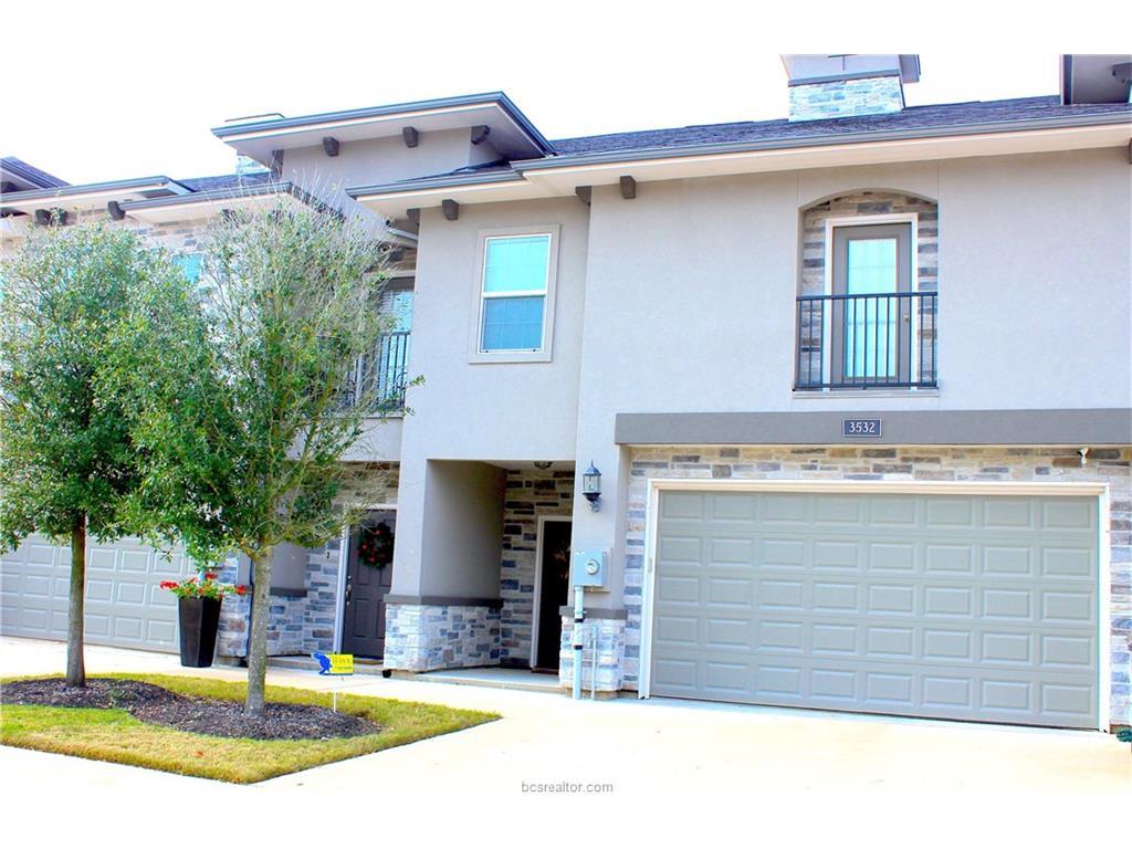 3532 Summerway Drive - Photo 1