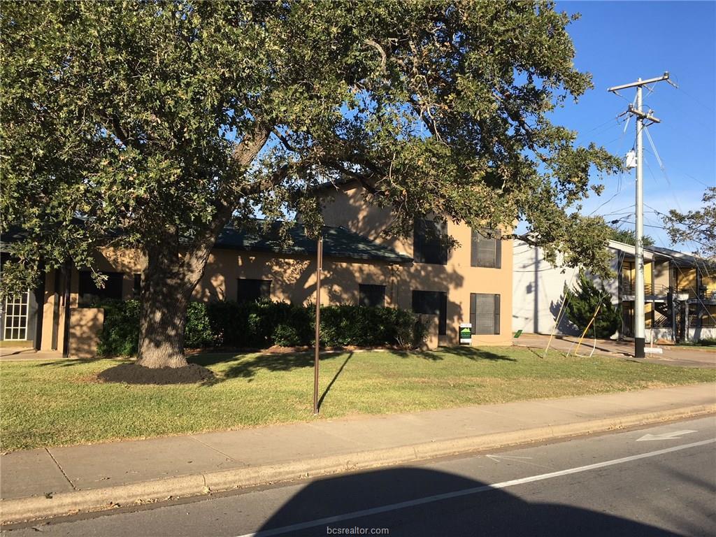 1800 Brothers Boulevard - Photo 1