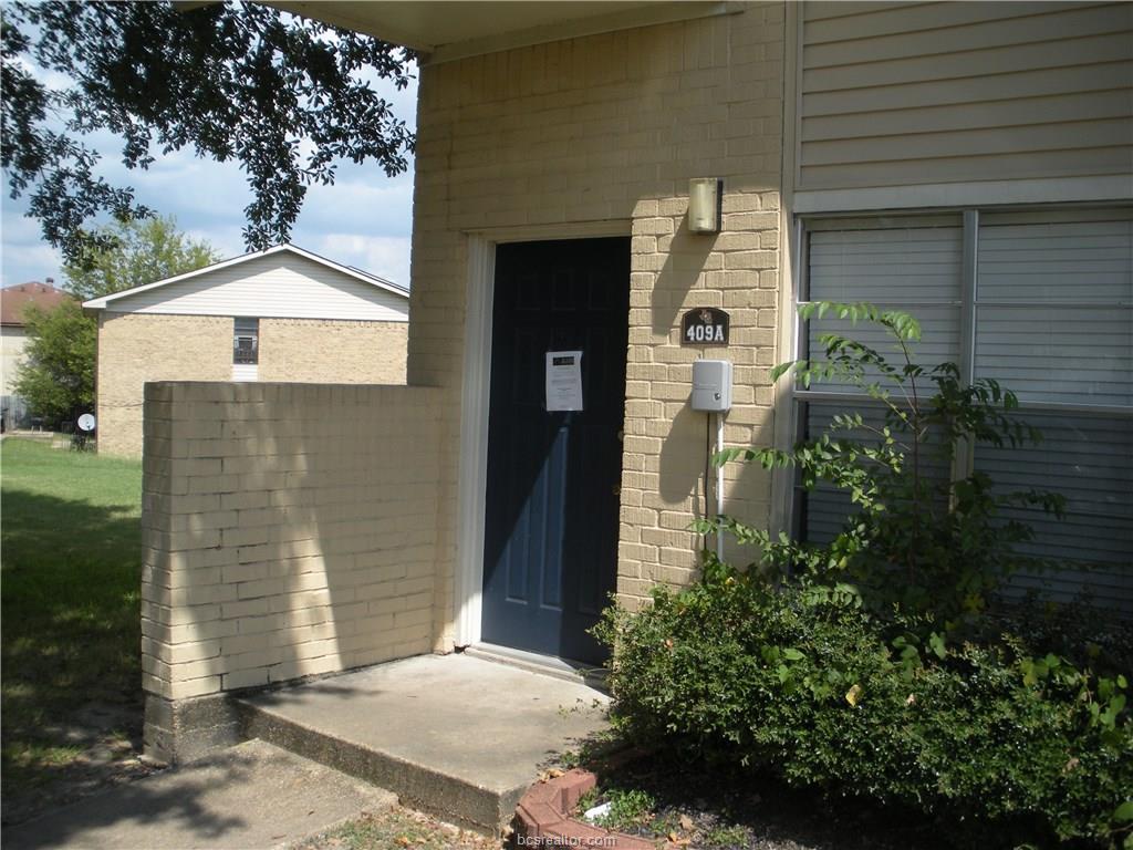 409 Summer Court - Photo 1