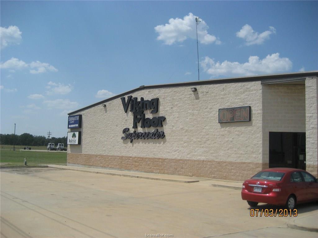 17801 State Highway 6 - Photo 1