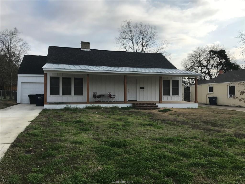 1013 Milner Drive - Photo 1