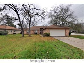 2800 Normand Drive - Photo 1