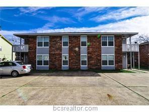 400 Manuel Drive - Photo 1