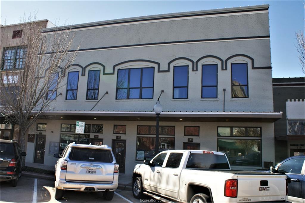 212 Bryan - Photo 1