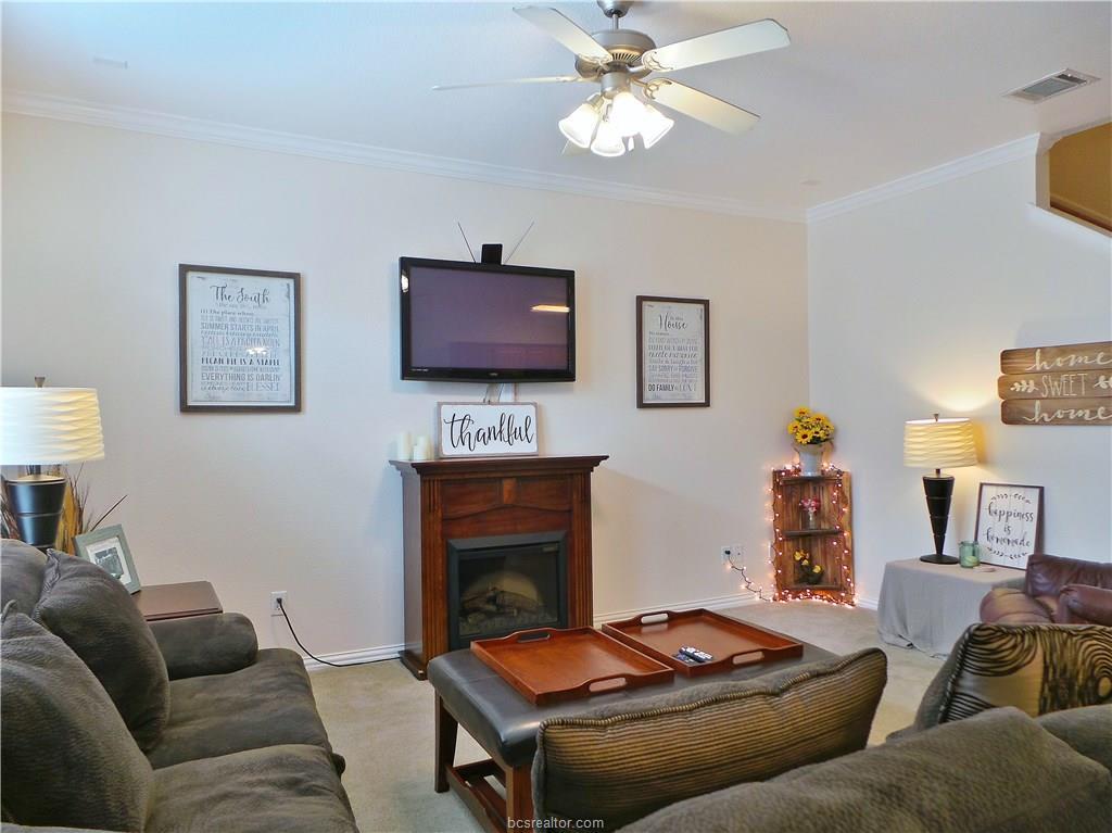 1001 Krenek Tap Road - Photo 1