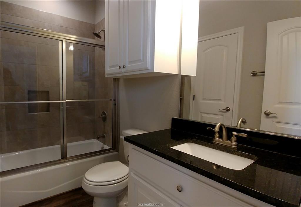 401 Main Street - Photo 1