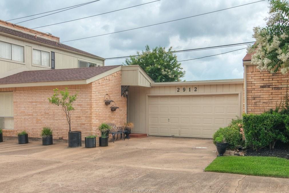 2912 Cherry Creek - Photo 1