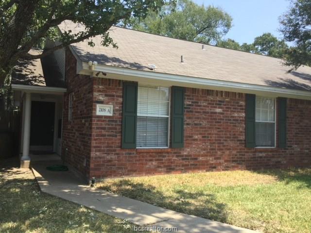 2108 Hidden Hollow - Photo 1
