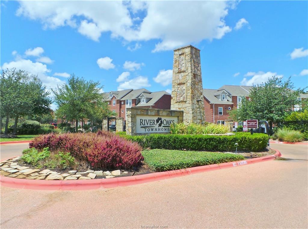 305 Holleman Drive - Photo 1
