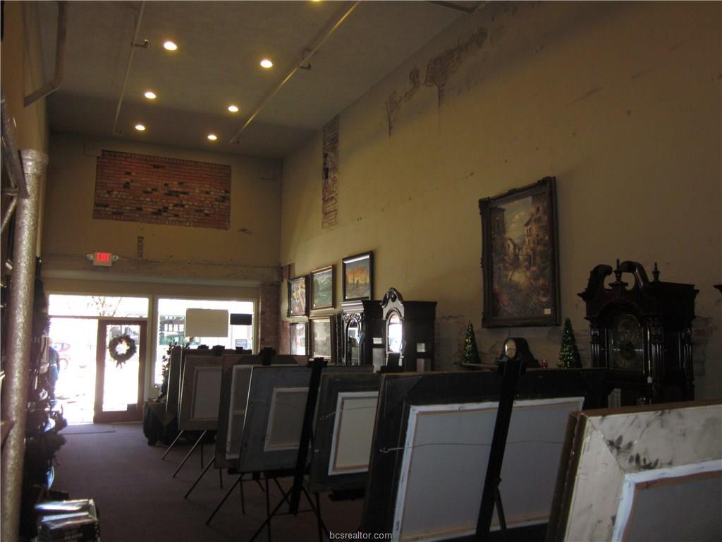 208 Bryan Street - Photo 1