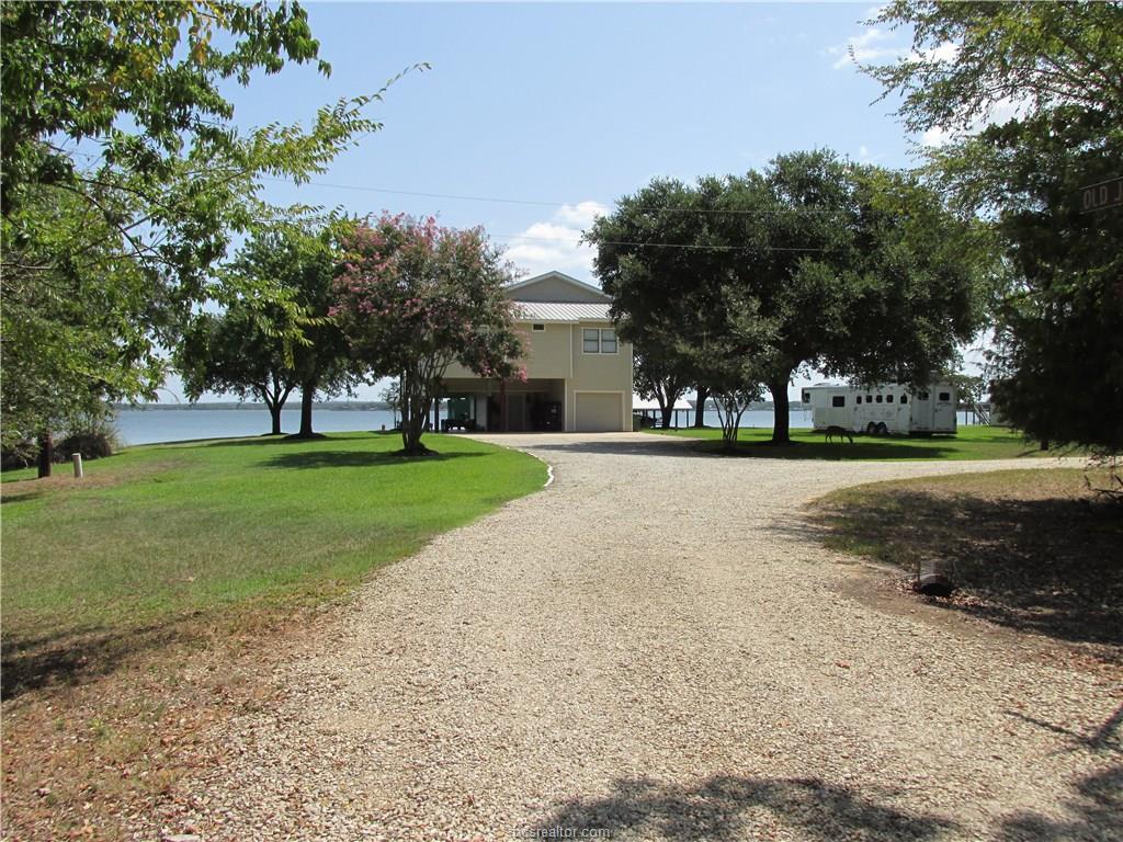 11957 Pecan Court - Photo 1