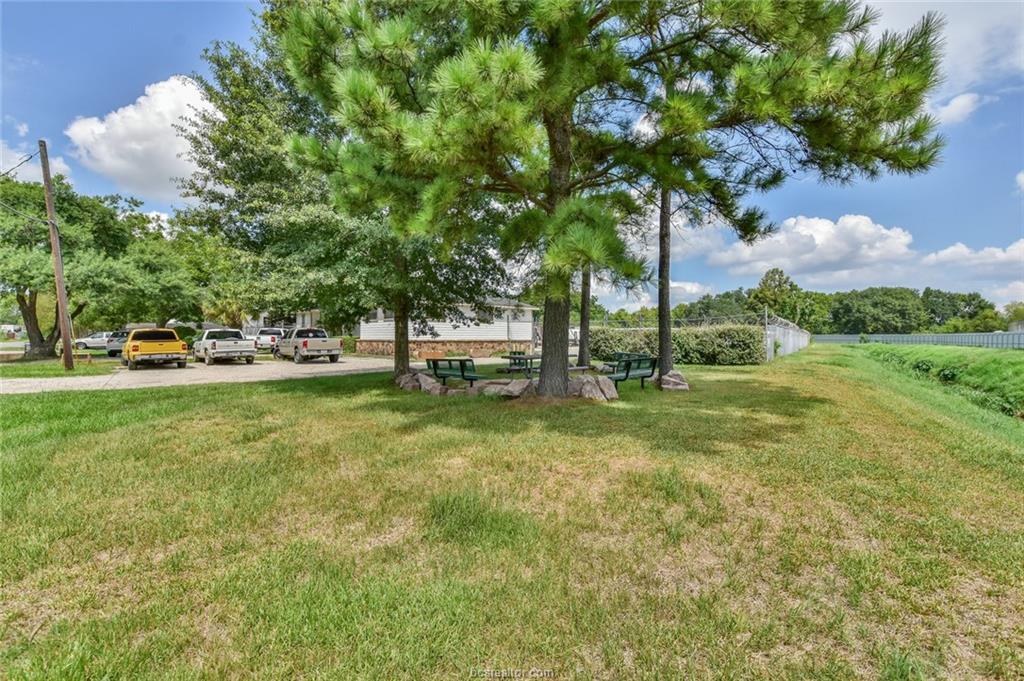 6910 Romona Boulevard - Photo 1