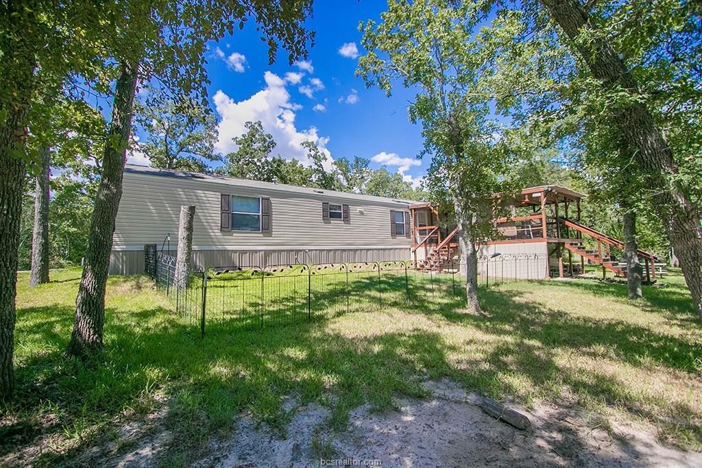 416 Cowboys Drive - Photo 1