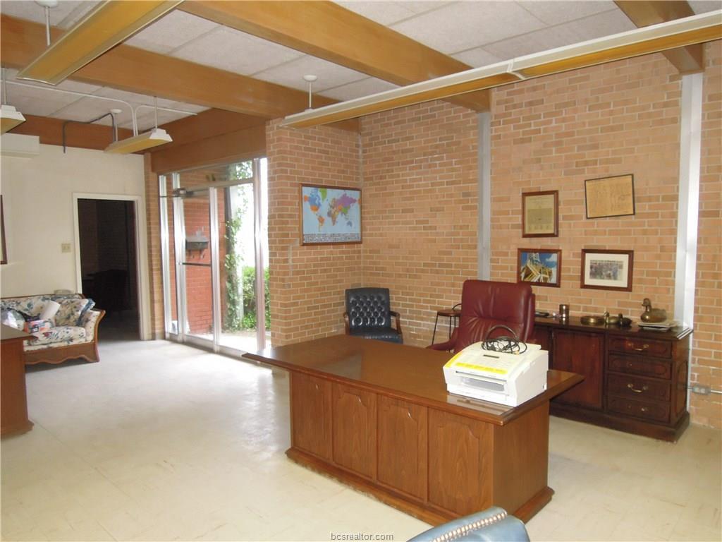 110 Brewer Street - Photo 1