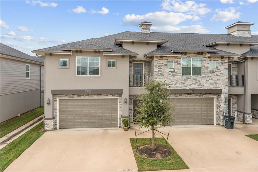 3526 Summerway Drive - Photo 1